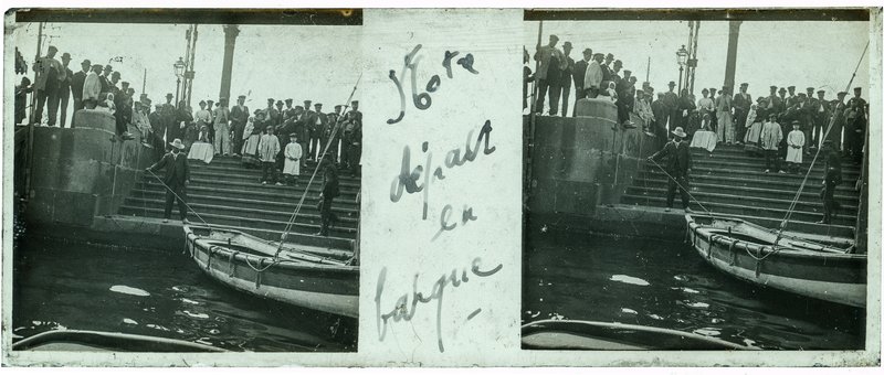 Notre départ en barque