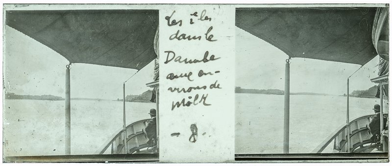 Les îles dans le Danube aux environs de Mölk — Autriche-Melk Danube — 1902