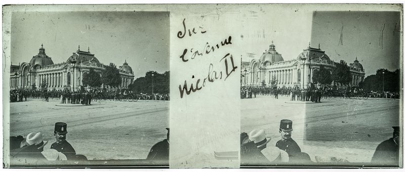 Sur l'avenue Nicolas II — France-Paris avenue Winston Chruchill — 1905