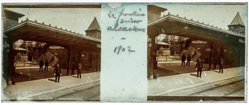 La frontière suisso alsacienne - 1902 — France-Montreux-Vieux gare — 1902