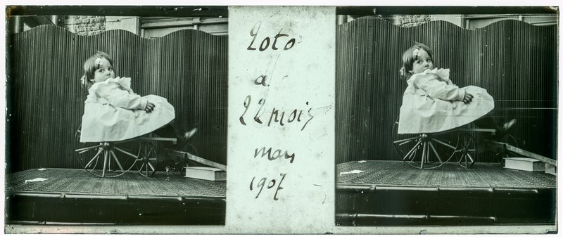 Toto à 22 mois mars 1907 — France-Lille-Esquermes — 1907