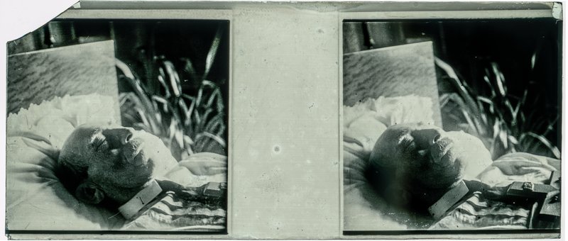 France-Val-du-Layon La bodière - 29 décembre 1943 - Louis Rollinde de Beaumont sur son lit de mort — France-Val-du-Layon La bodière — 1943