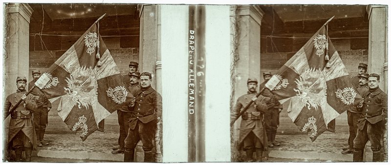 126 Drapeau Allemand