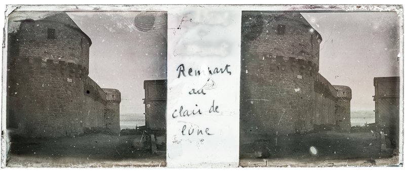 Remparts au clair de lune — France-Mont Saint-Michel tour de l'Arcade -