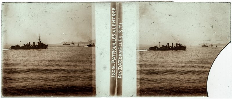 1609 - Patrouilles à l'entrée des dardanelles S.T.L. — Turquie-Dardanelles -