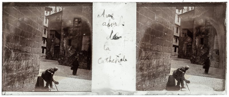 Aux abords de la Cathédrale